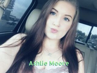 Ashlie_Moore