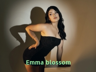 Emma_blossom