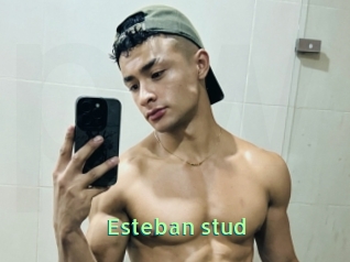Esteban_stud