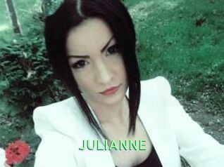 JULIANNE_