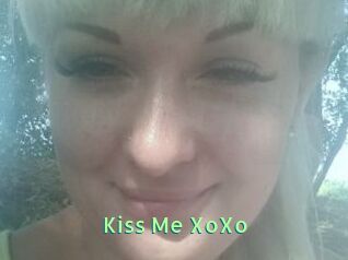 Kiss_Me_XoXo