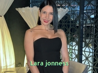 Lara_jonness