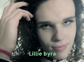 Lillie_byra