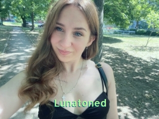 Lunatoned