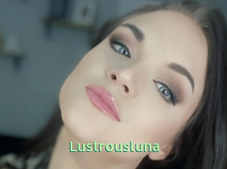 Lustrousluna
