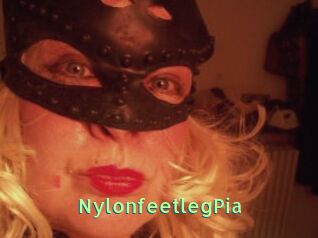 NylonfeetlegPia