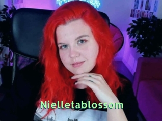 Nielletablossom