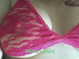 Olivia_Ann_69