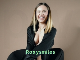 Roxysmiles
