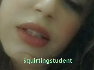 Squirtingstudent