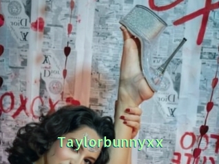Taylorbunnyxx